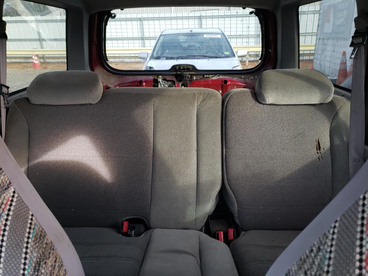 2001 Ford Explorer - Image 10