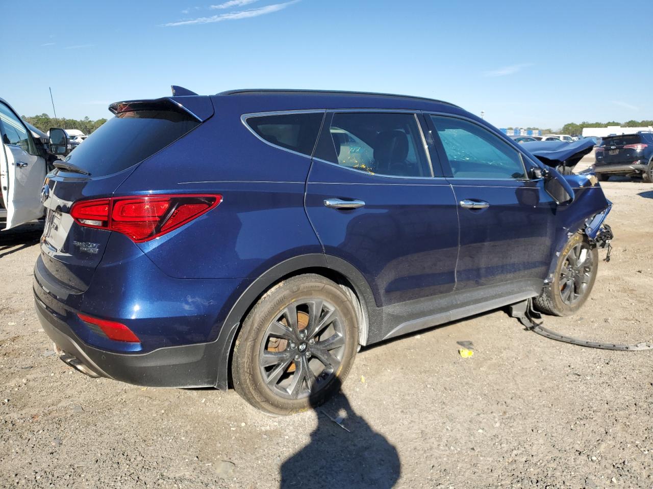 2018 Hyundai Santa Fe - Image 3