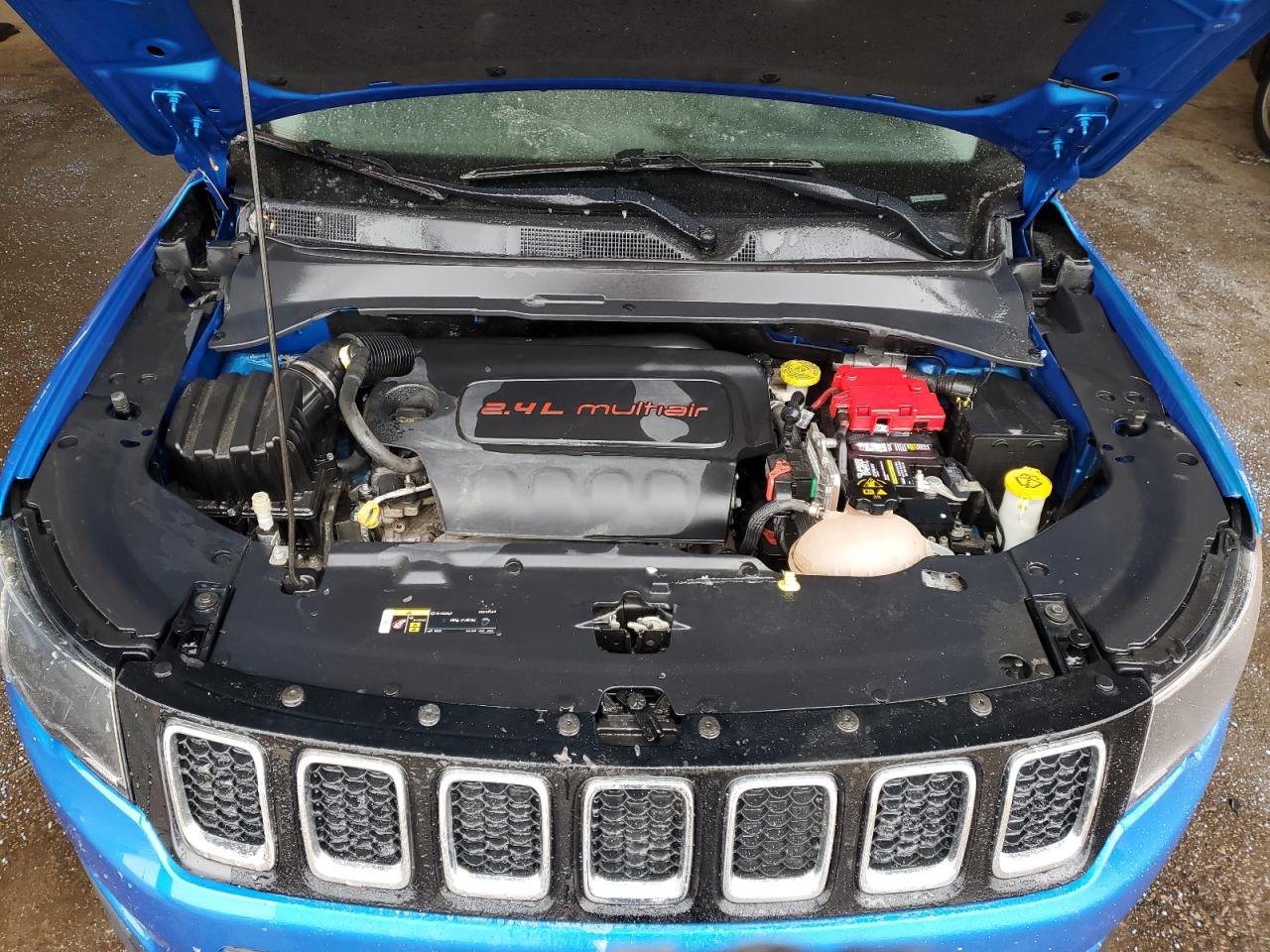 2020 Jeep Compass - Image 12