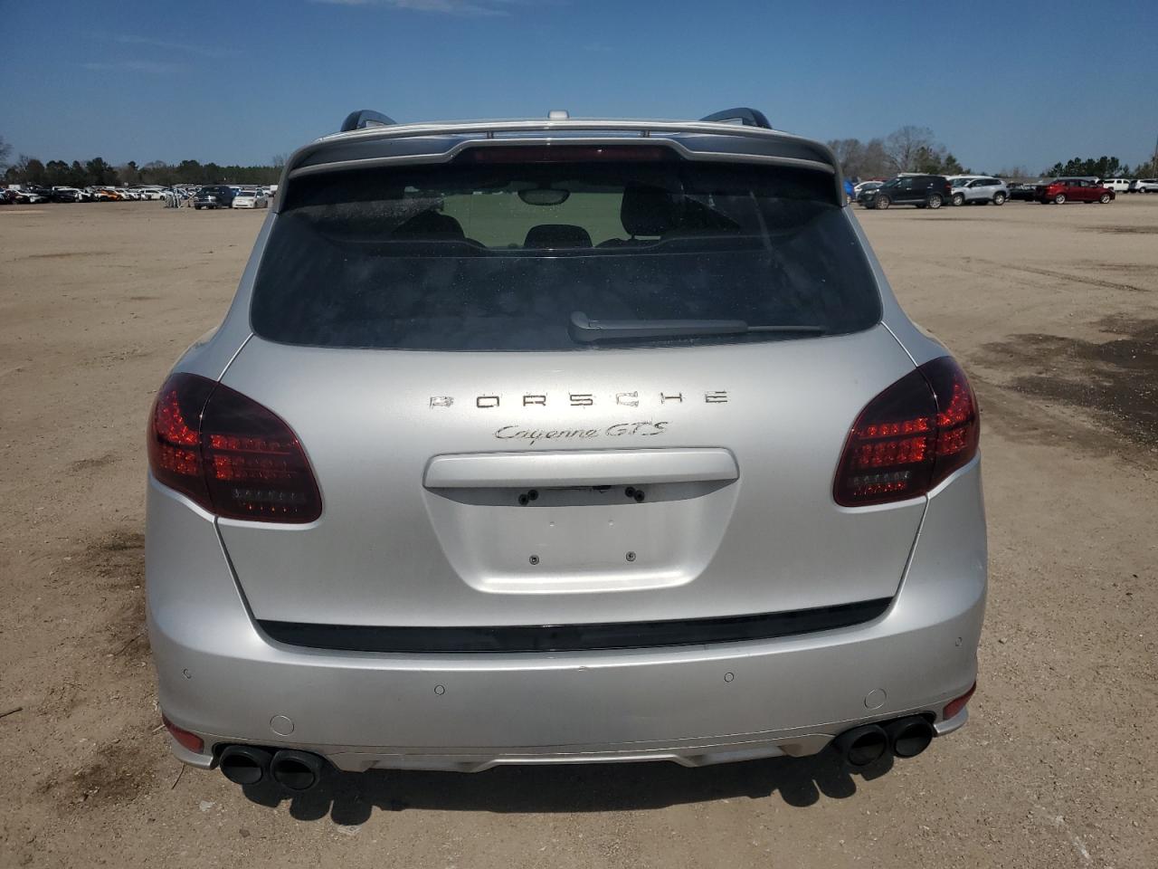 2014 Porsche Cayenne Gts VIN: WP1AD2A20ELA75242 Lot: 45336975