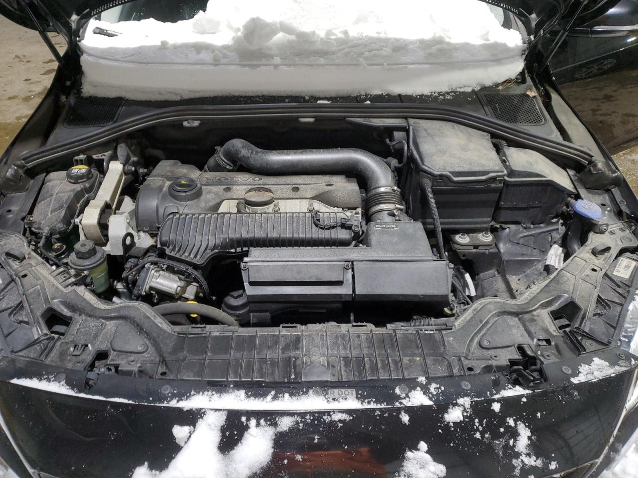 2016 Volvo V60 - Image 12
