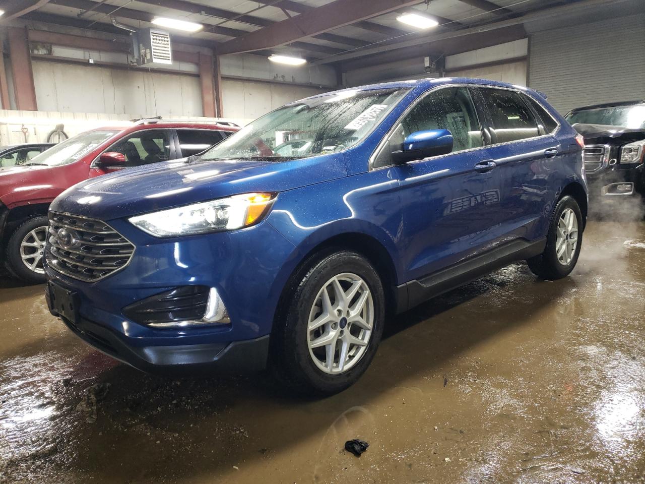 2022 Ford Edge - Image 1