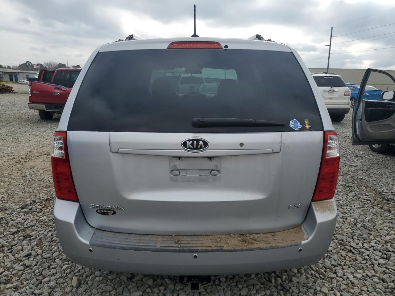 2009 Kia Sedona - Image 6