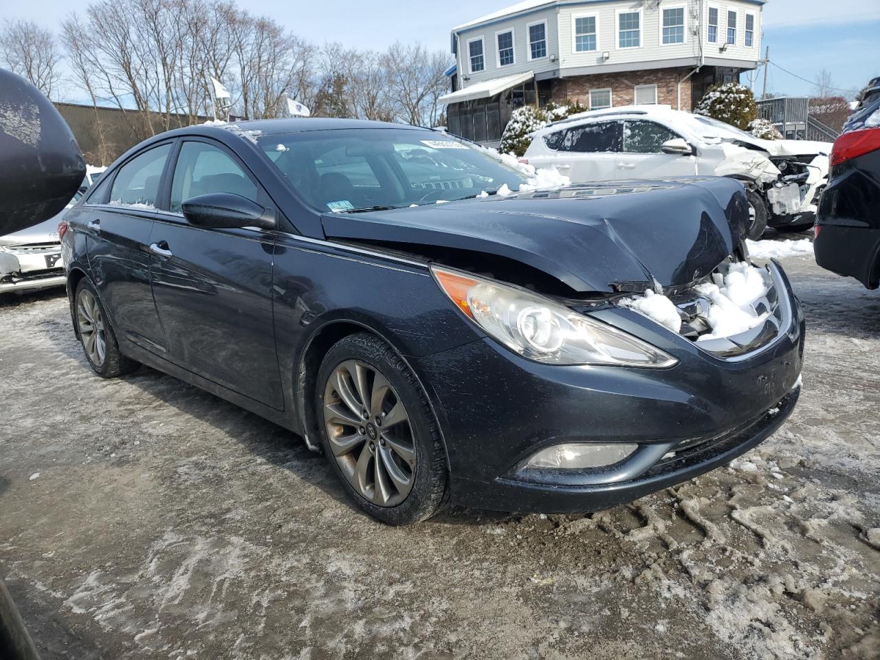 2011 Hyundai Sonata - Image 4