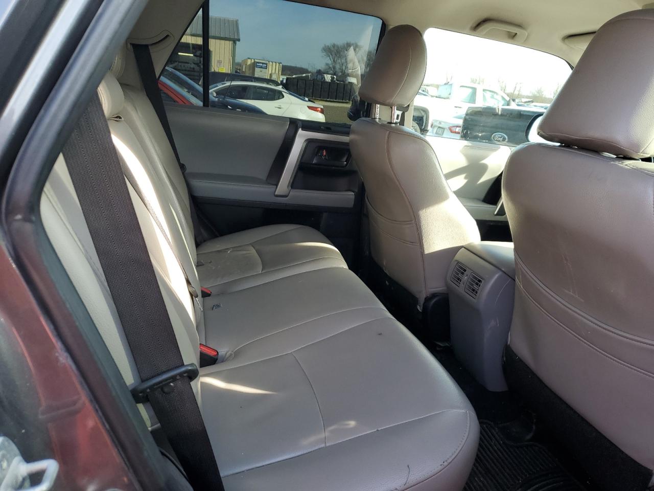 2011 Toyota 4Runner - Image 10