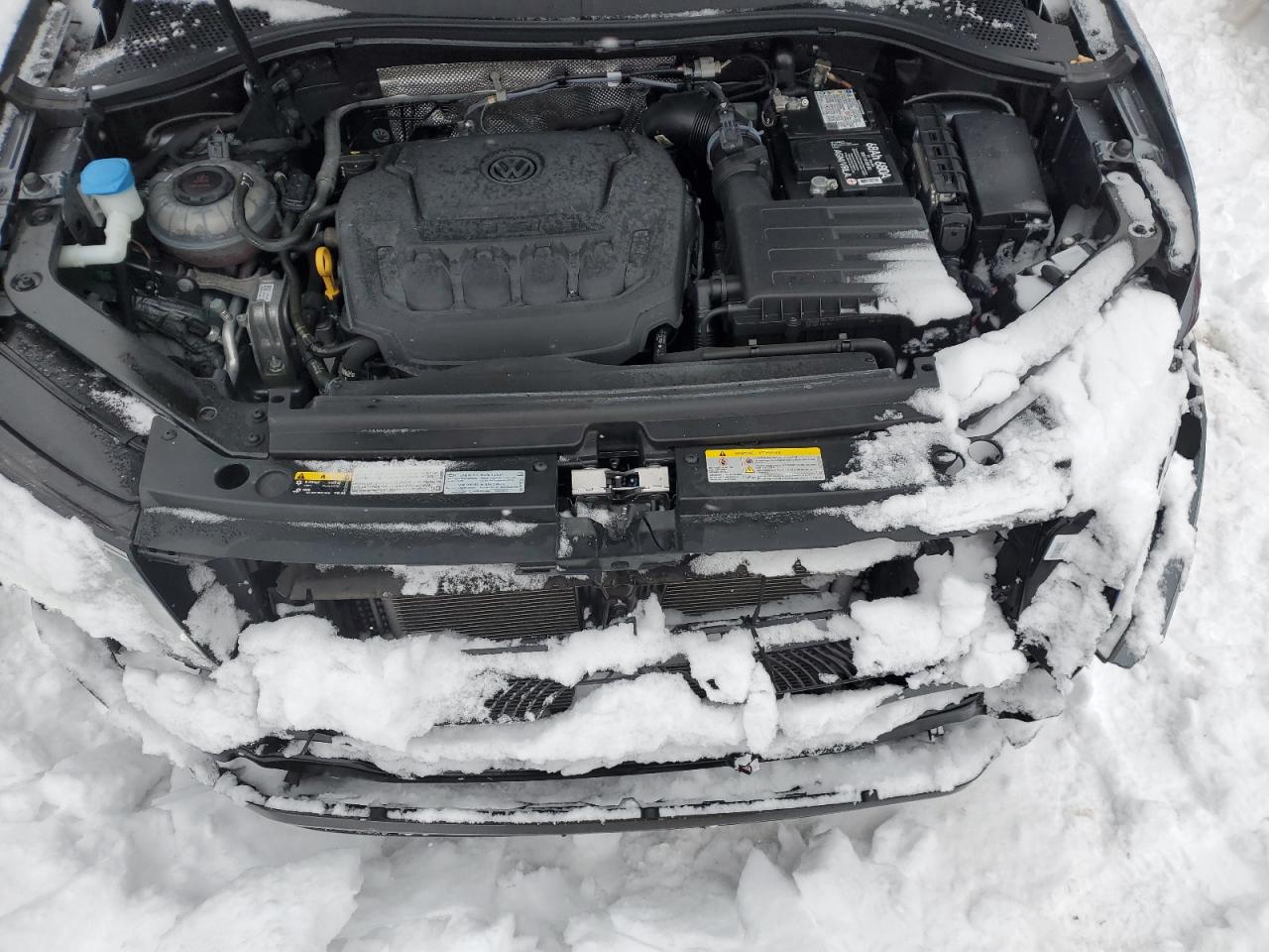 2021 Volkswagen Tiguan - Image 12