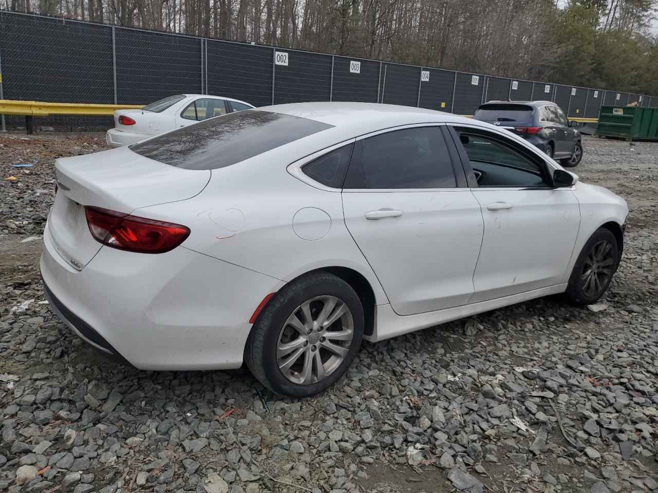 2015 Chrysler 200 - Image 3