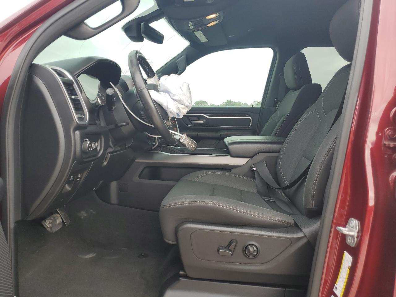 2019 RAM 1500 - Image 7