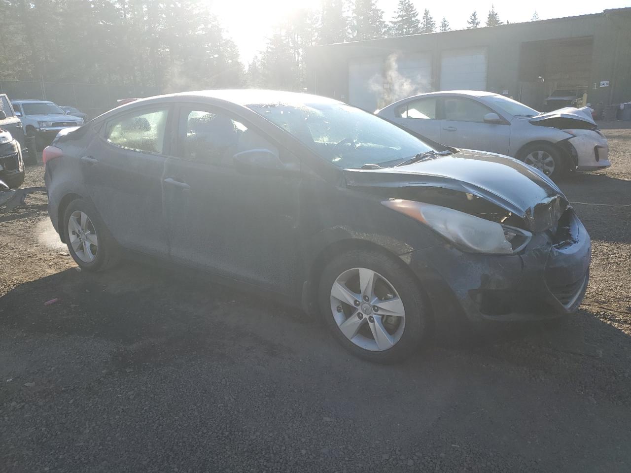 2013 Hyundai Elantra - Image 4