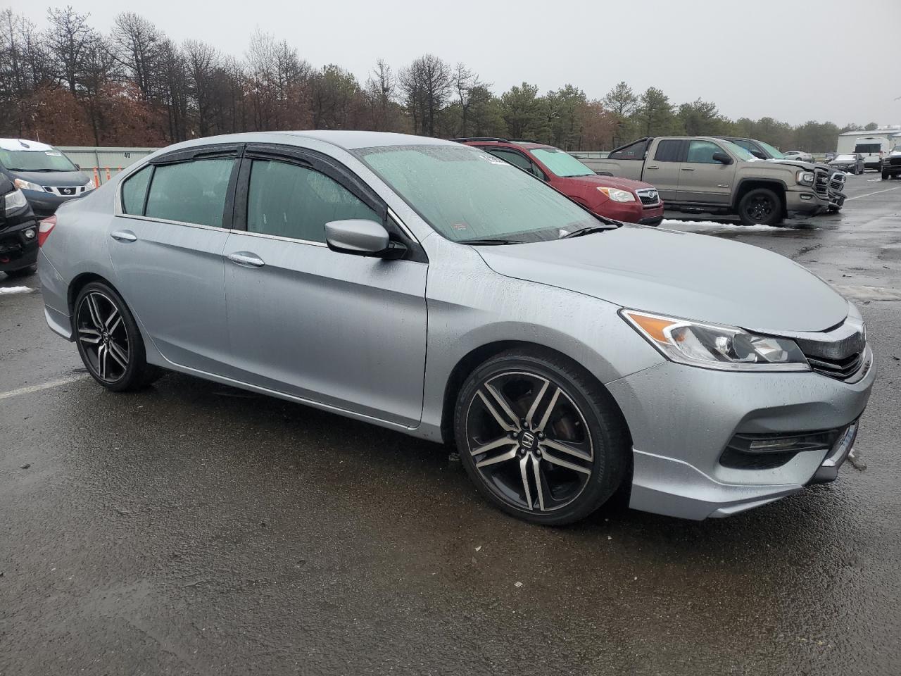 2016 Honda Accord - Image 4