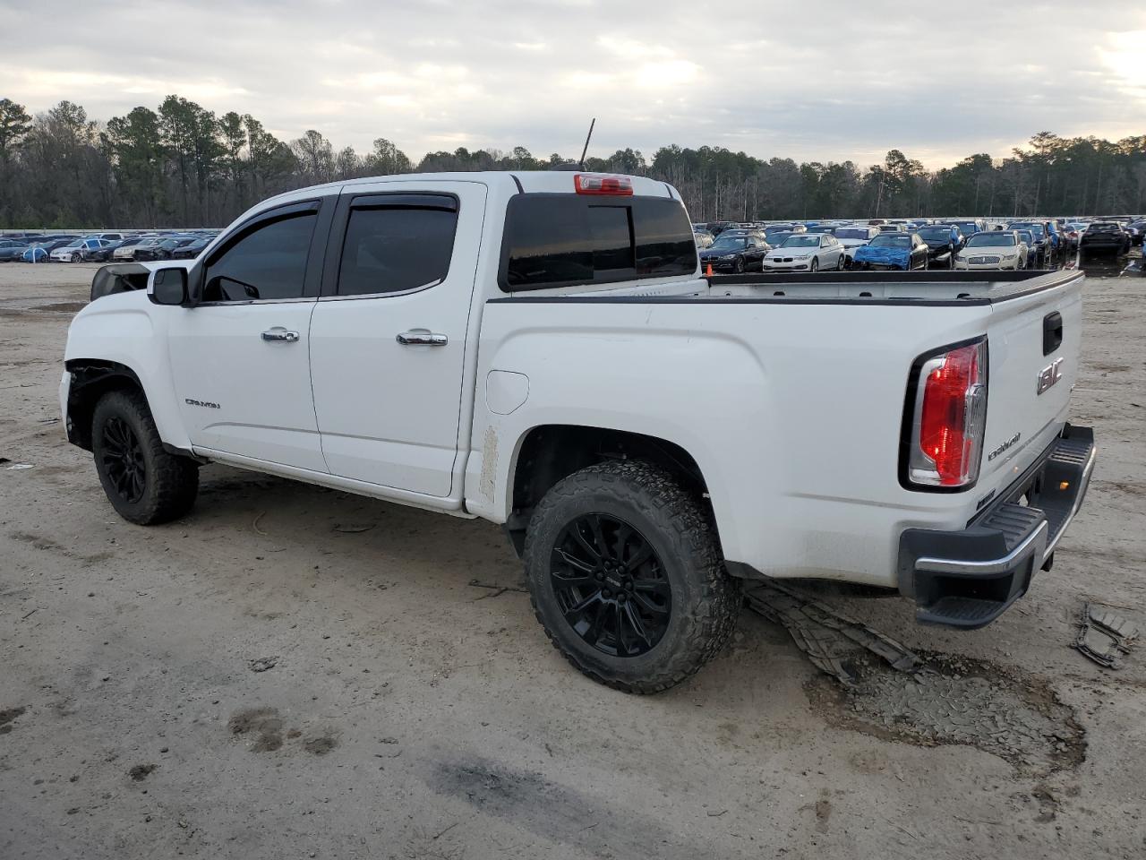 2016 GMC Canyon - Image 2