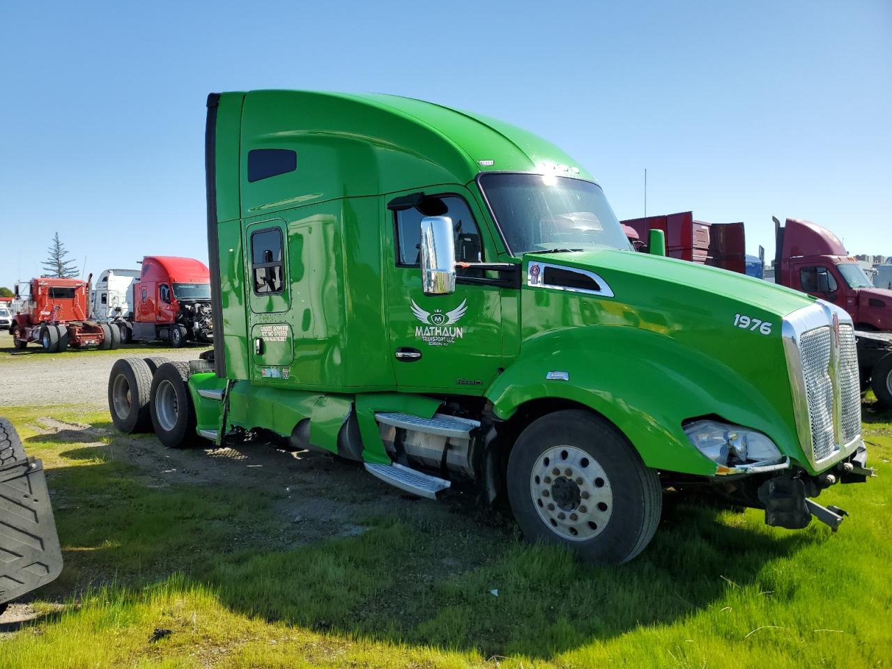 2022 Kenworth T680 Semi Truck იყიდება Sacramento-ში, CA - All Over