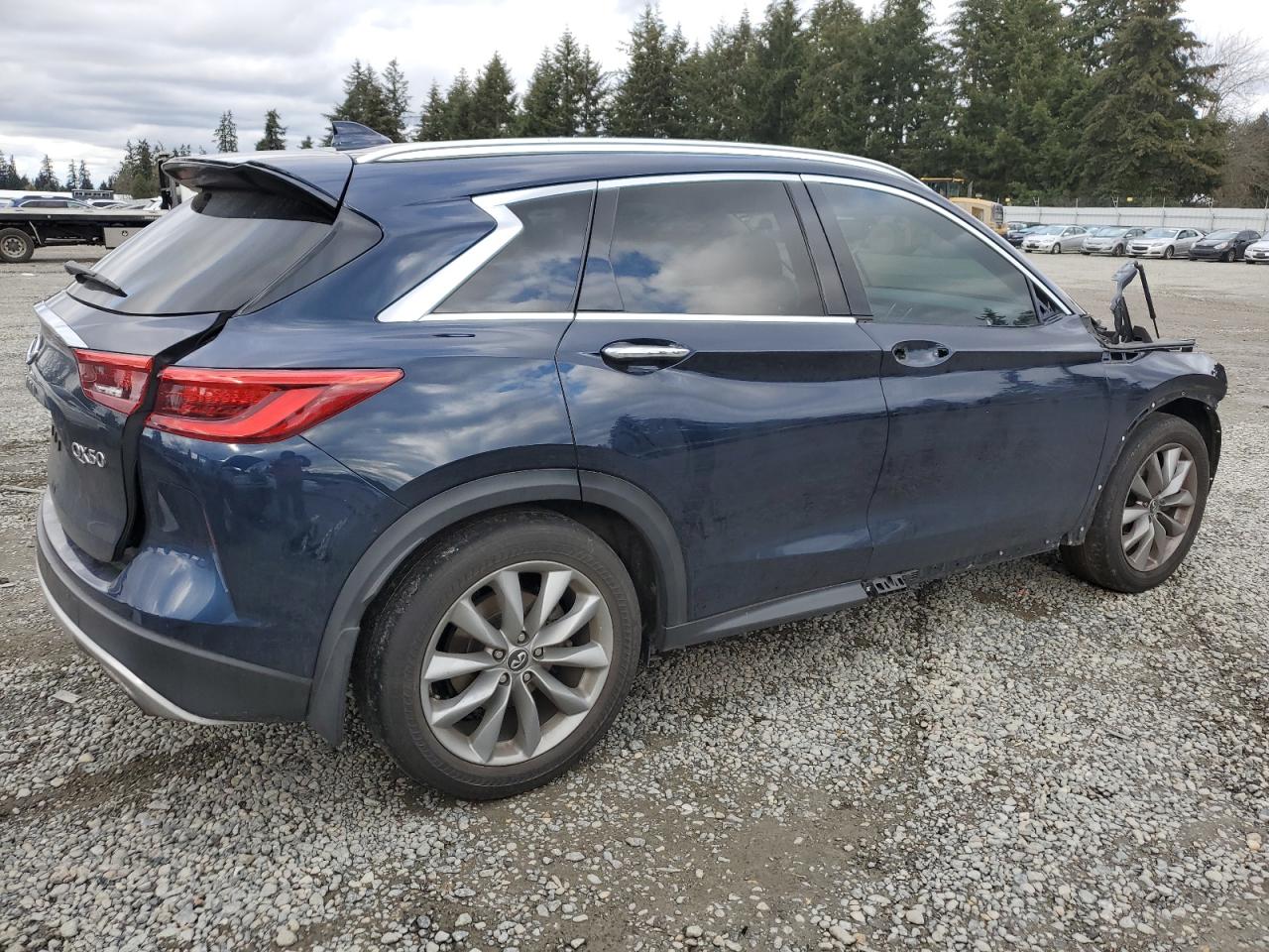 2019 Infiniti QX50 - Image 3
