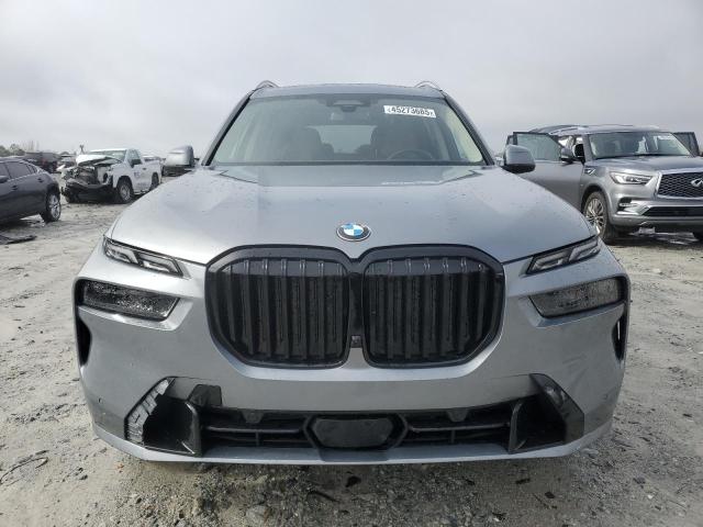  BMW X7 2024 Серый