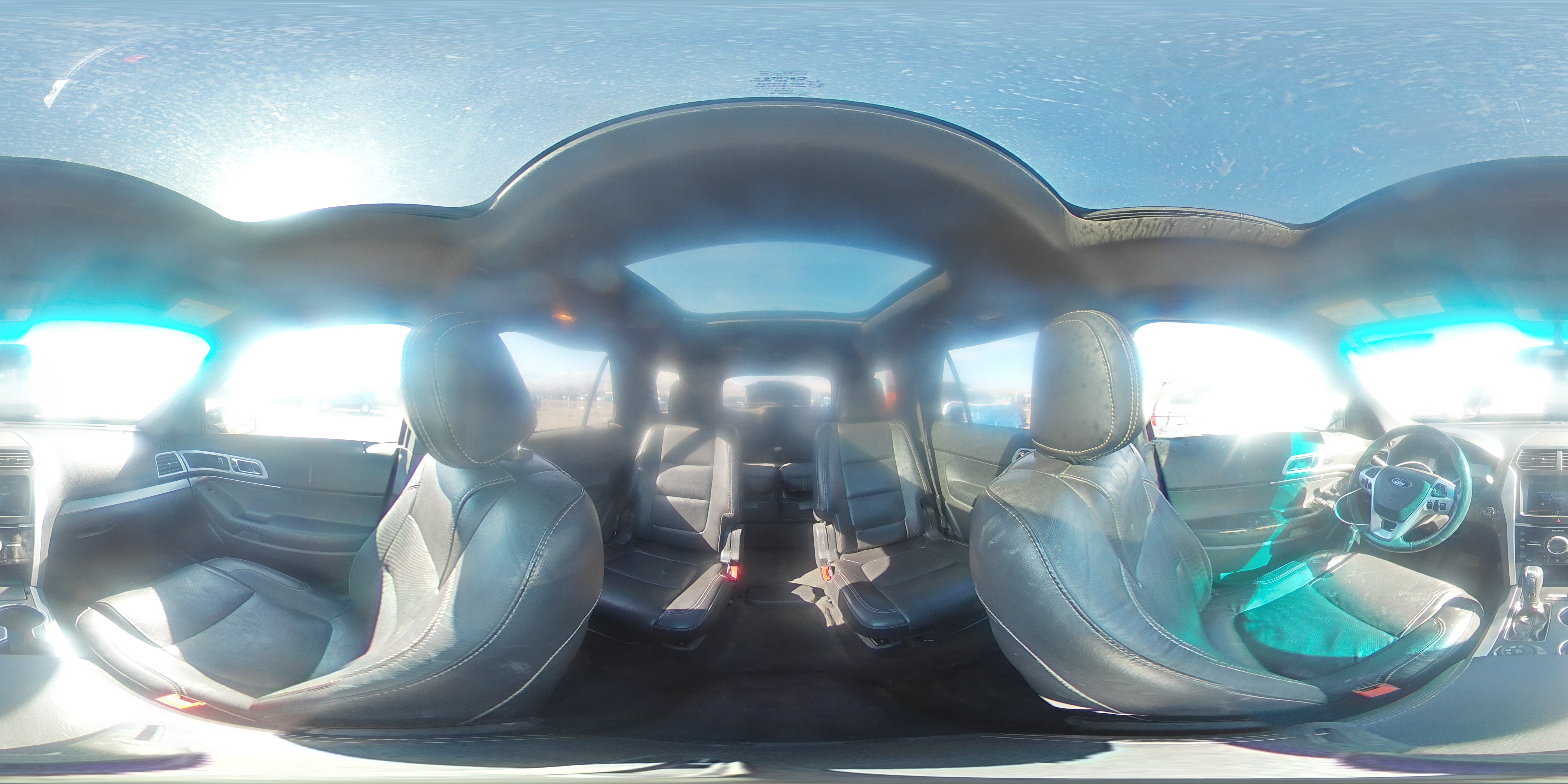 2015 Ford Explorer - Image 15