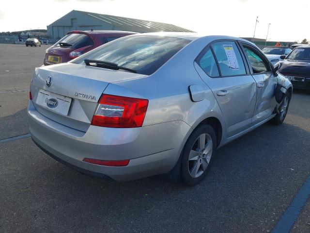 2016 SKODA OCTAVIA SE