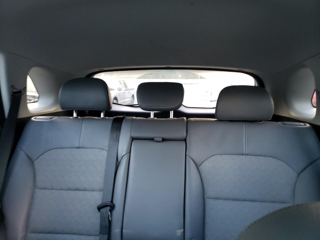 2017 Kia Niro - Image 10