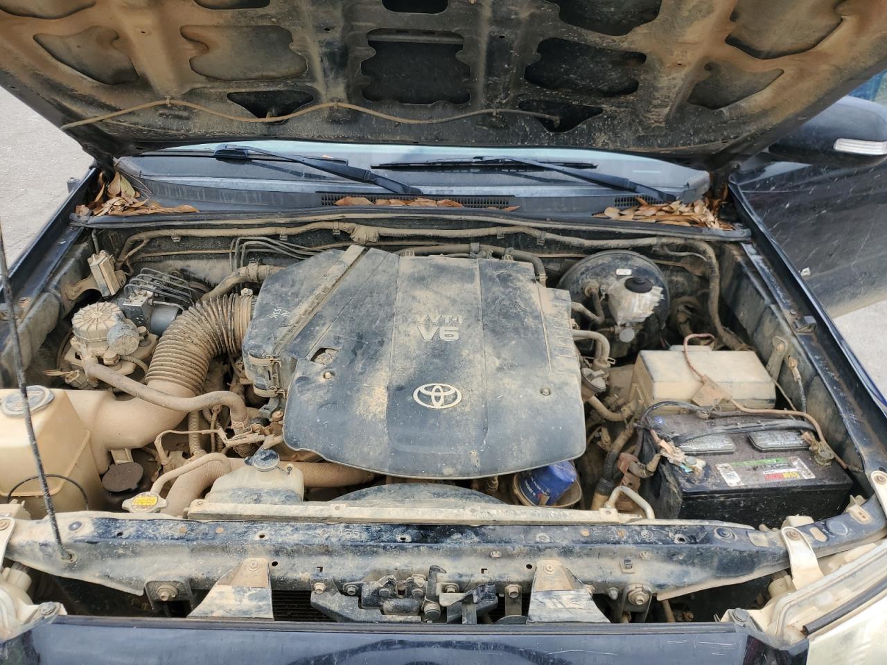 2012 Toyota Tacoma - Image 11