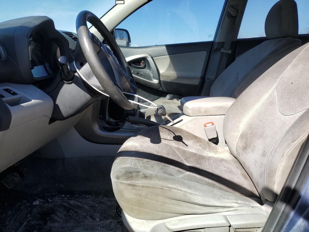 2012 Toyota RAV 4 - Image 7