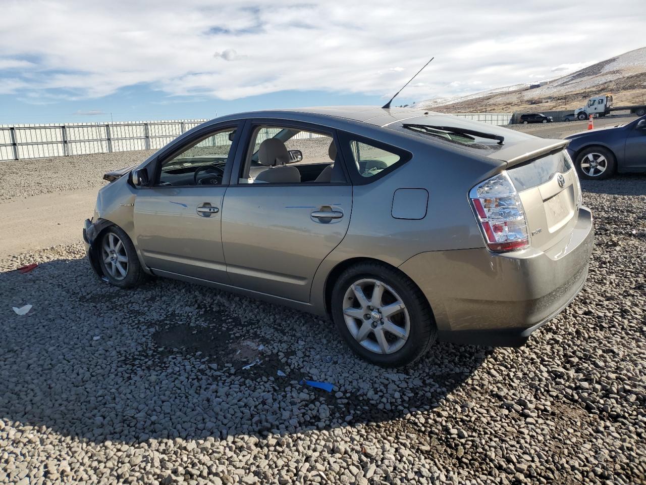 2007 Toyota Prius - Image 2