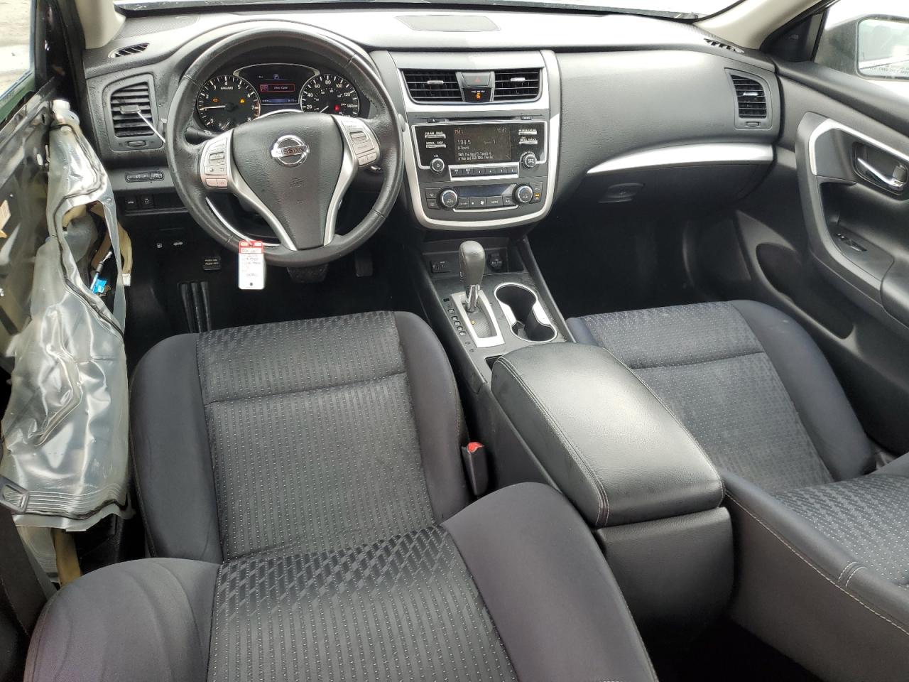2017 Nissan Altima - Image 8