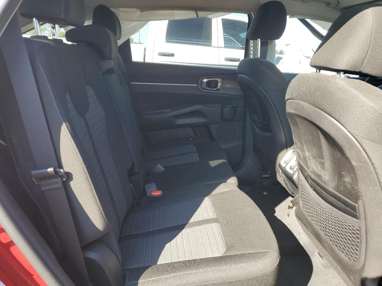 2021 Kia Sorento - Image 11