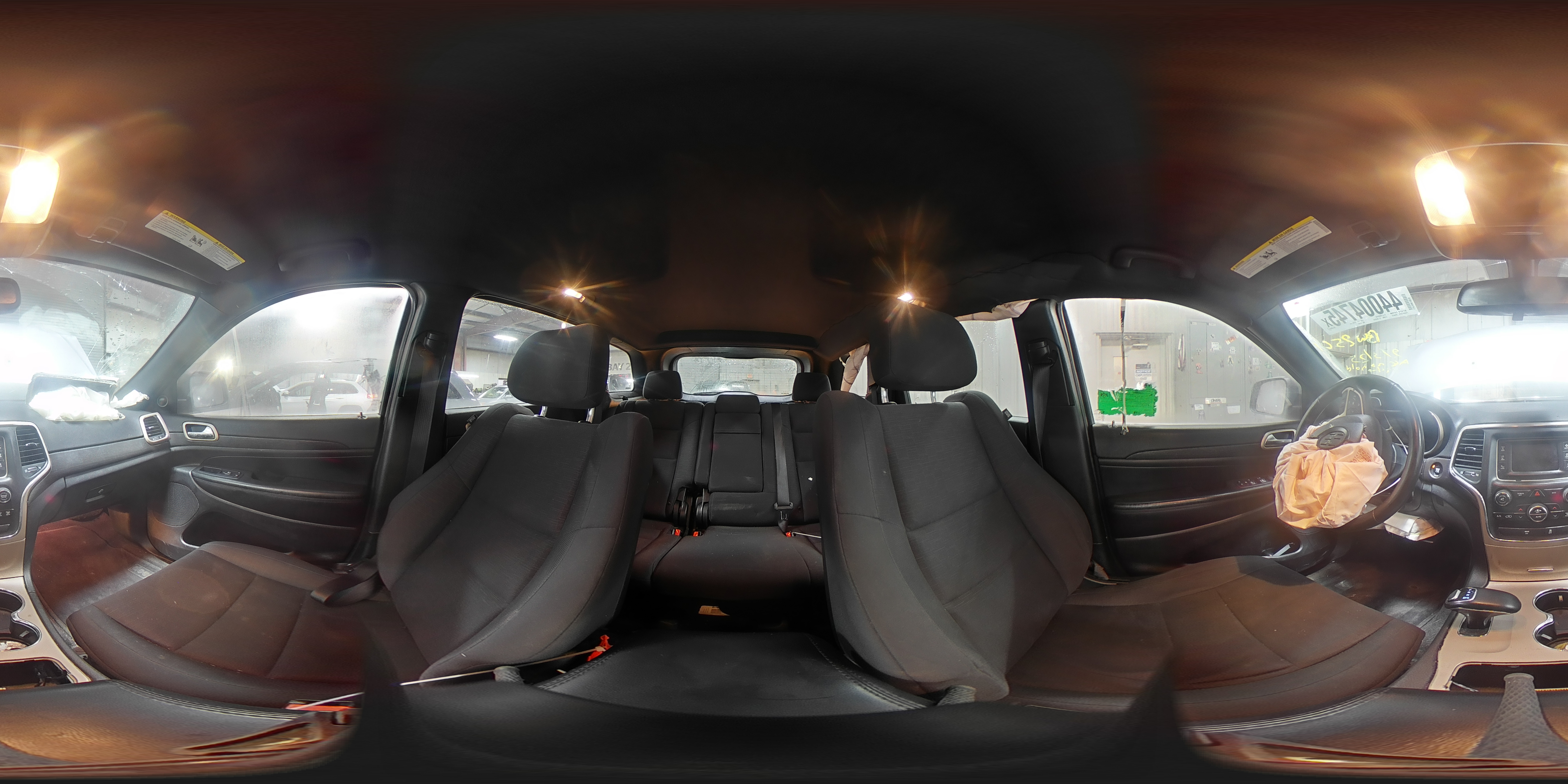 2015 Jeep Grand Cherokee - Image 15