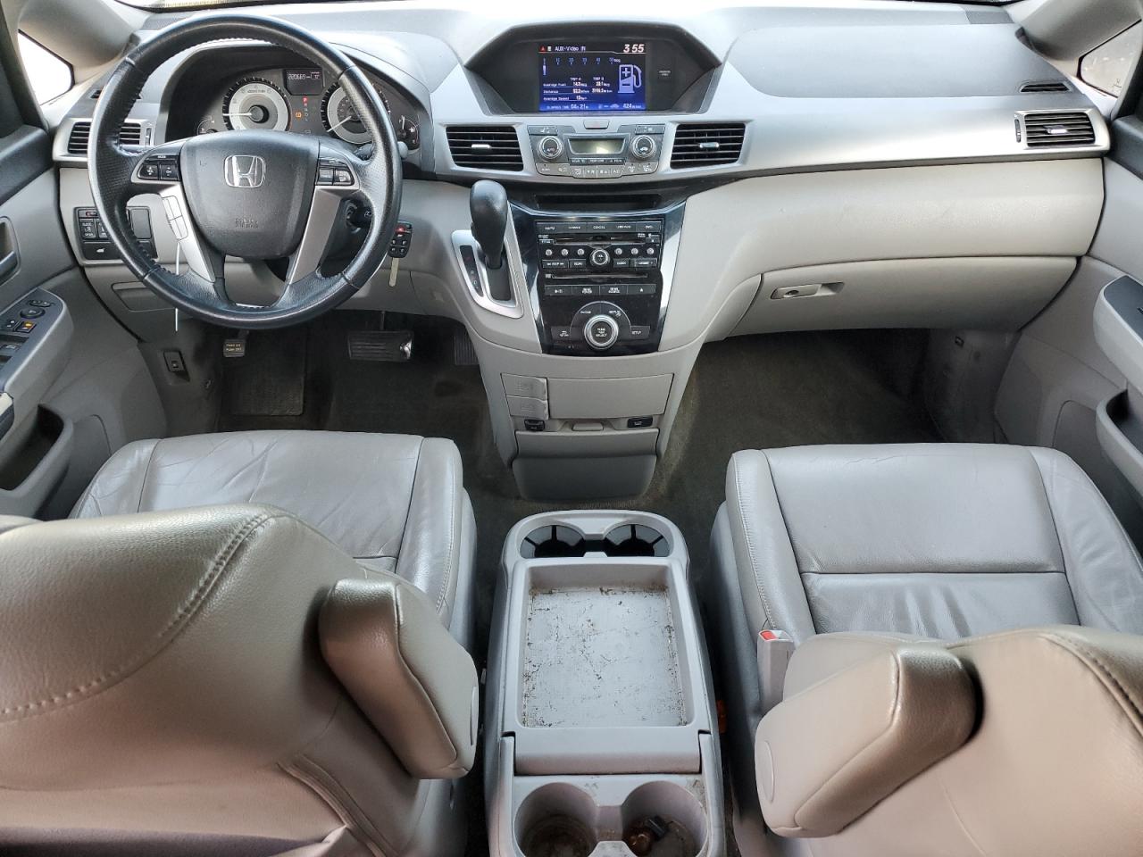 2011 Honda Odyssey - Image 8