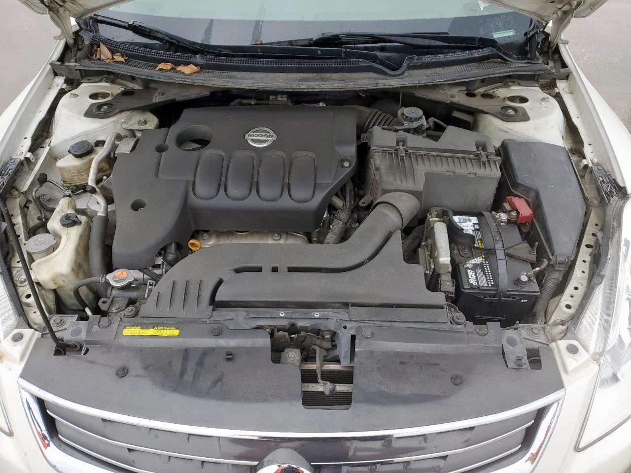 2010 Nissan Altima - Image 11