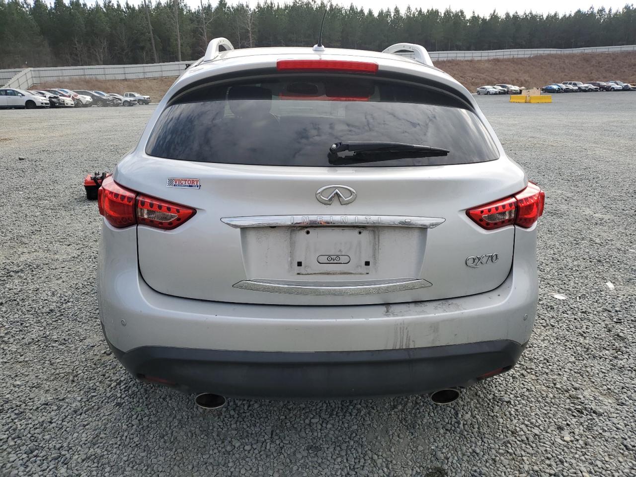 2017 Infiniti QX70 - Image 6