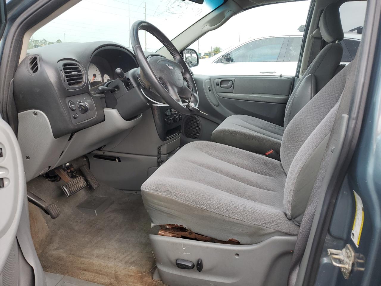 2006 Dodge Caravan - Image 7