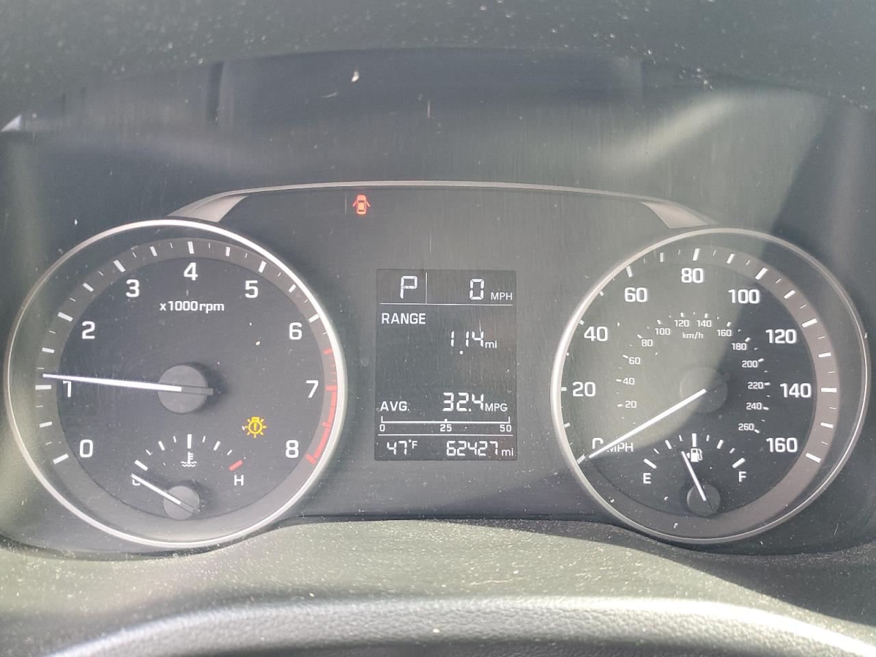 2018 Hyundai Elantra - Image 9
