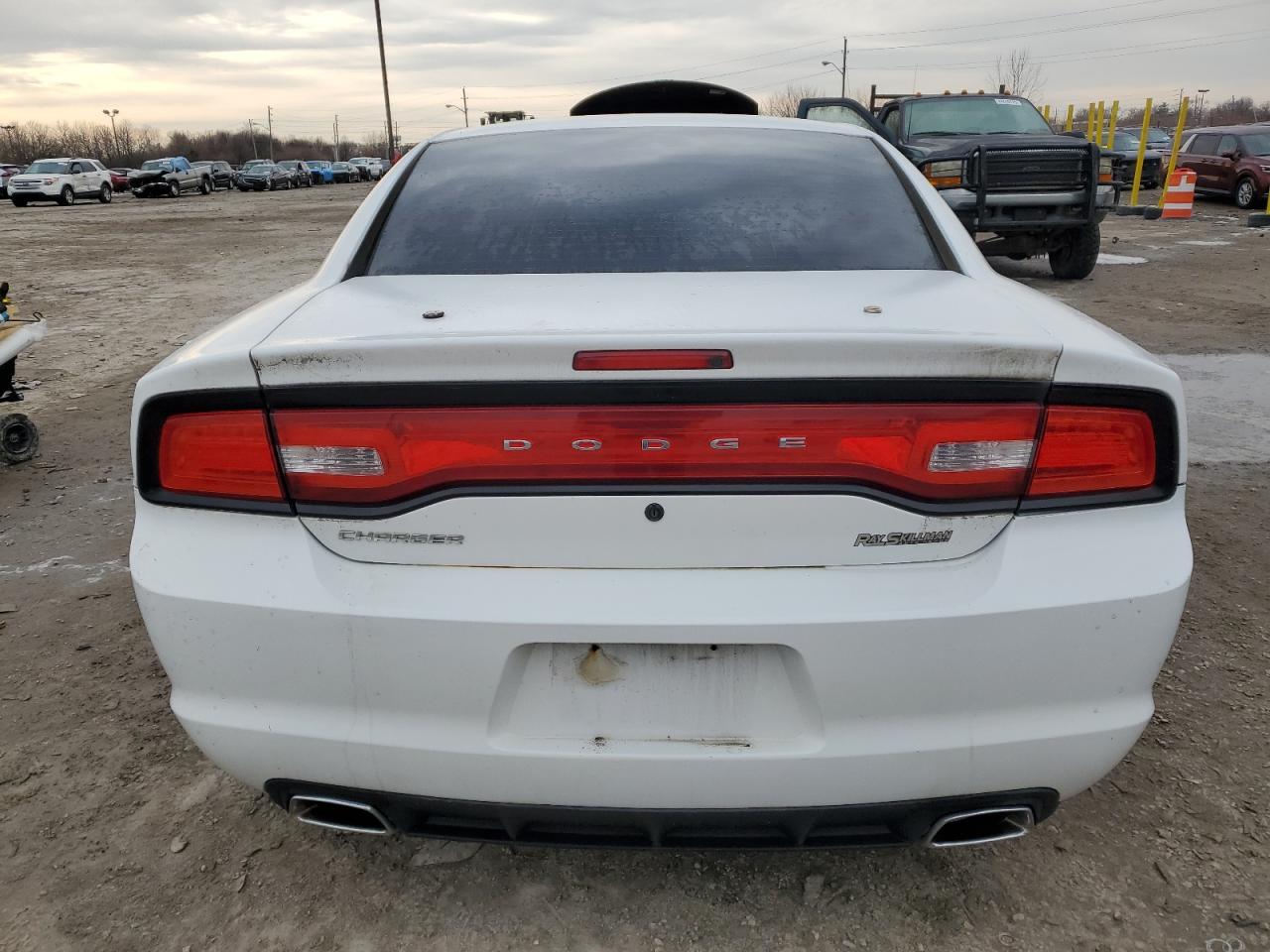 2011 Dodge Charger - Image 6