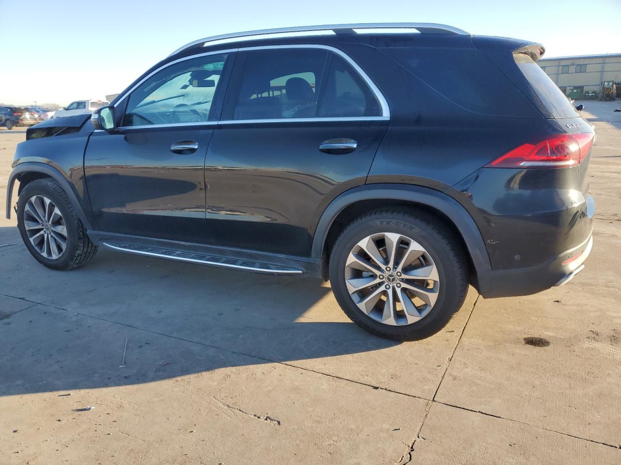 2021 Mercedes-Benz GLE - Image 2