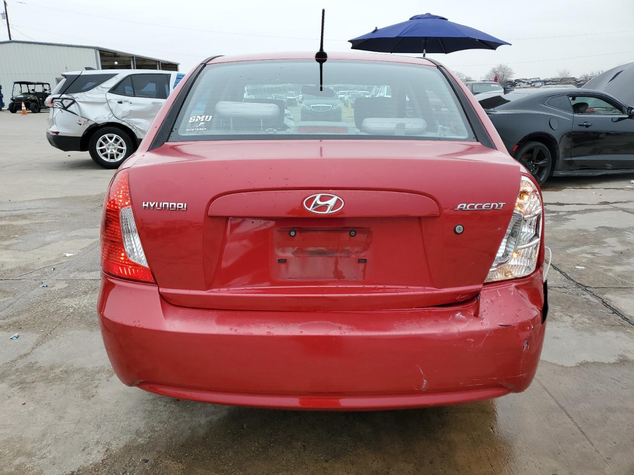 2011 Hyundai Accent - Image 6