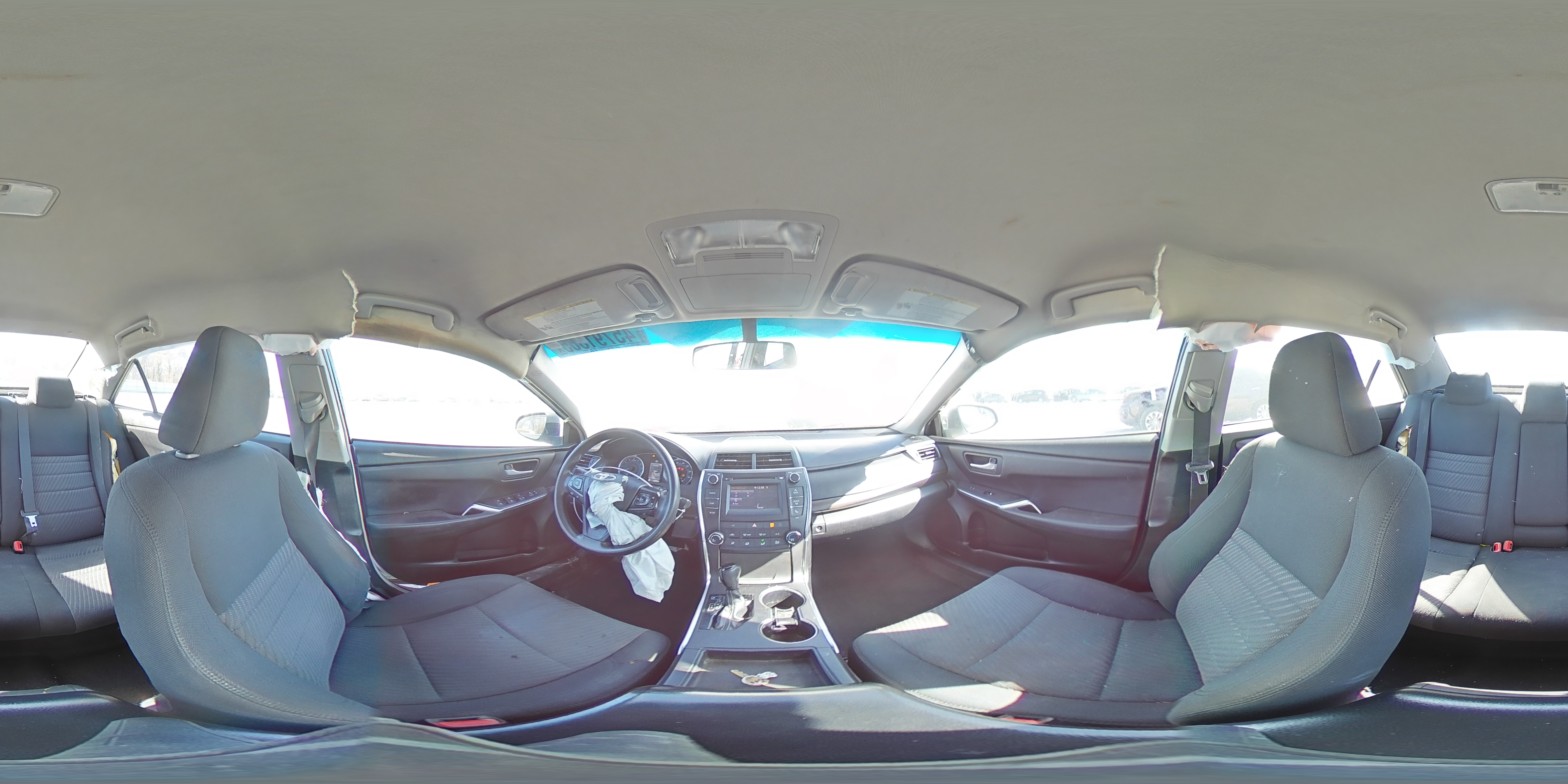 2017 Toyota Camry - Image 12