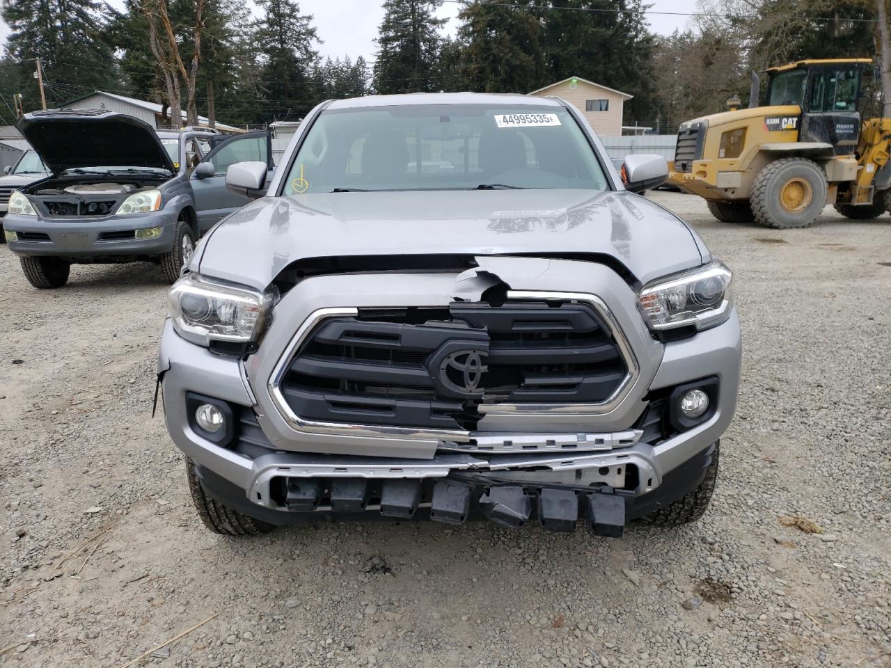 2016 Toyota Tacoma - Image 5