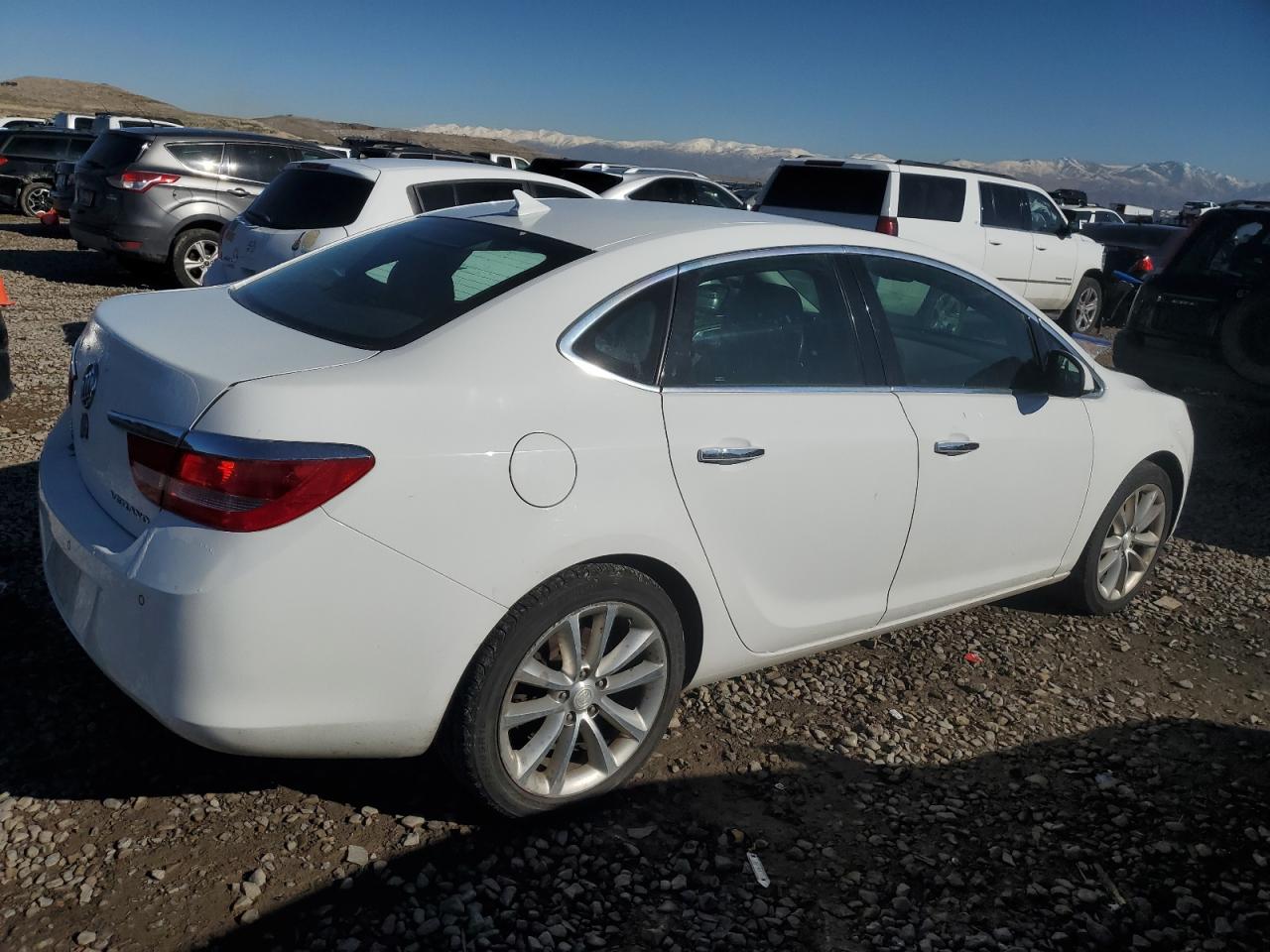 2014 Buick Verano - Image 3