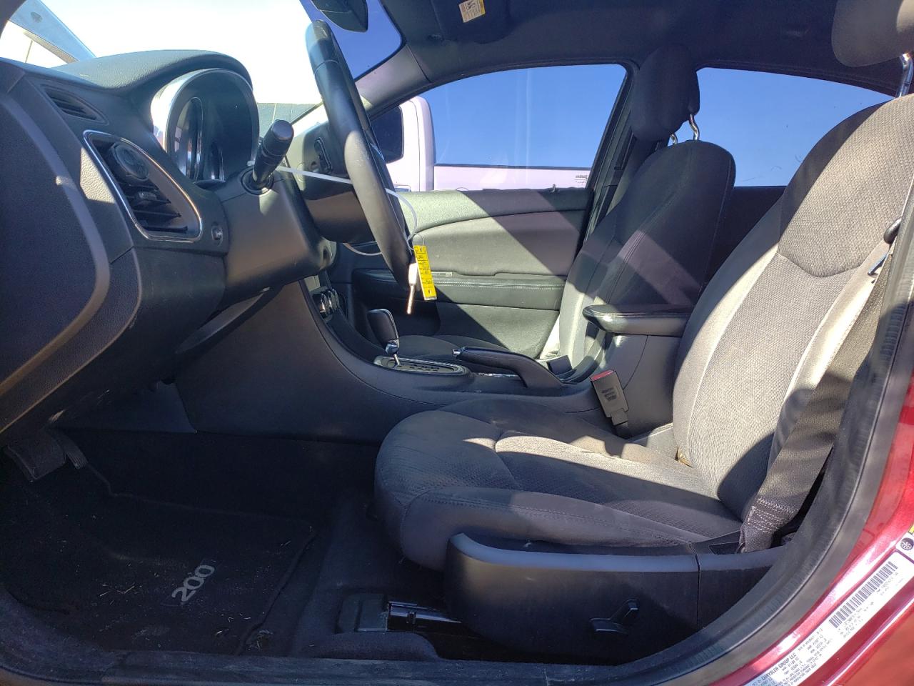 2014 Chrysler 200 - Image 7