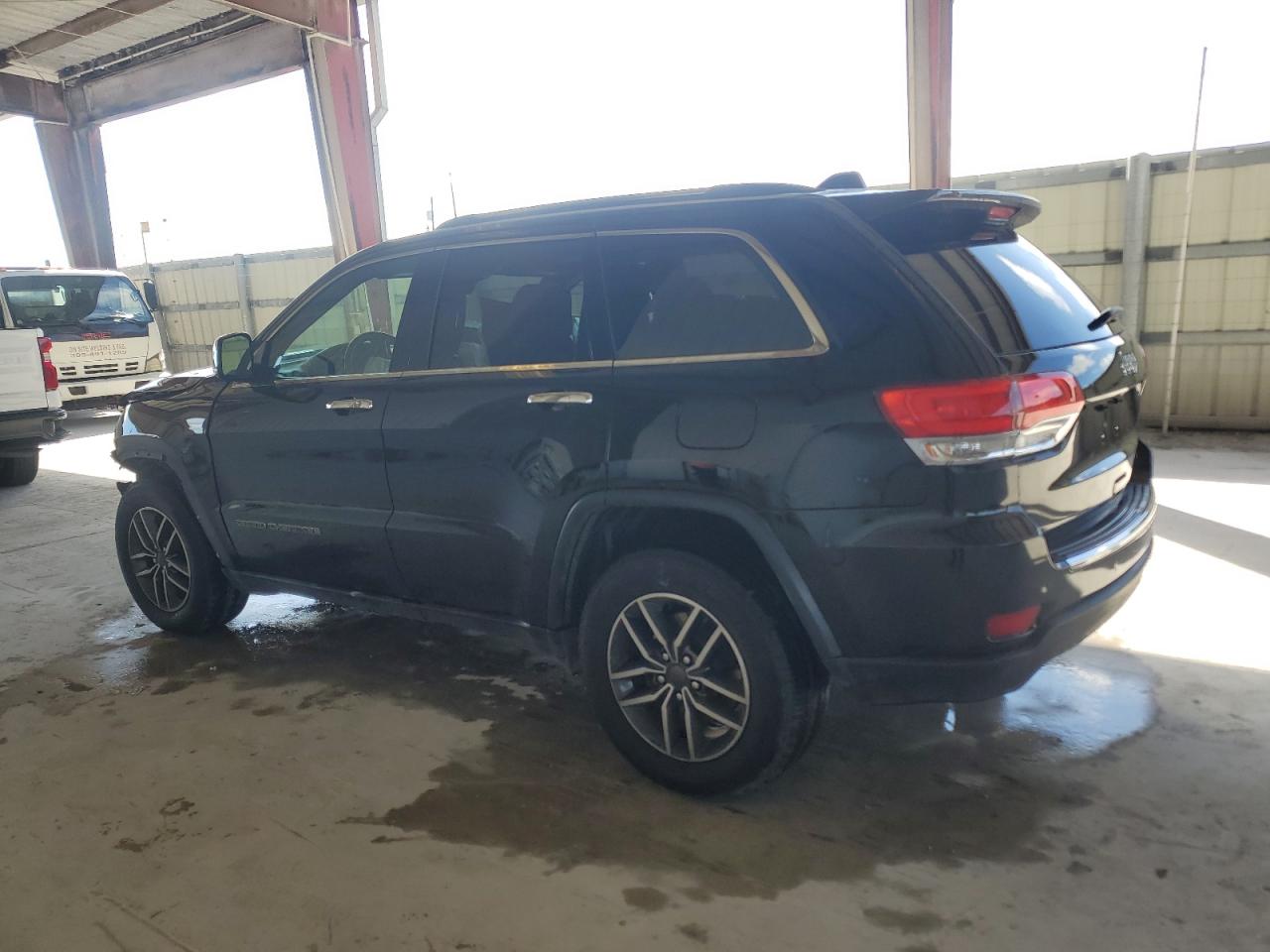 2019 Jeep Grand Cherokee - Image 2