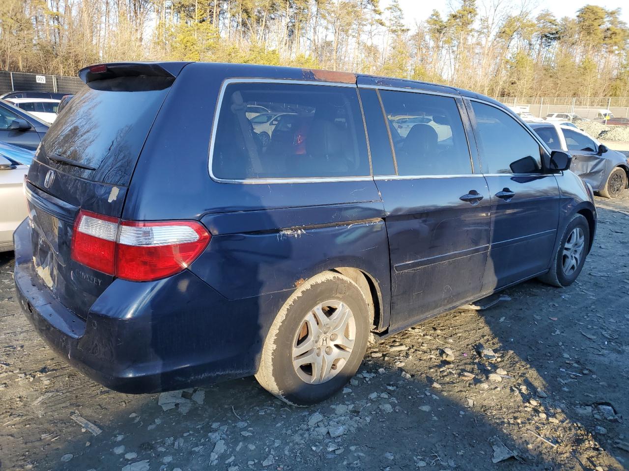 2005 Honda Odyssey - Image 3