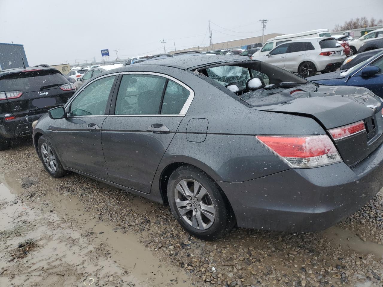 2011 Honda Accord - Image 2