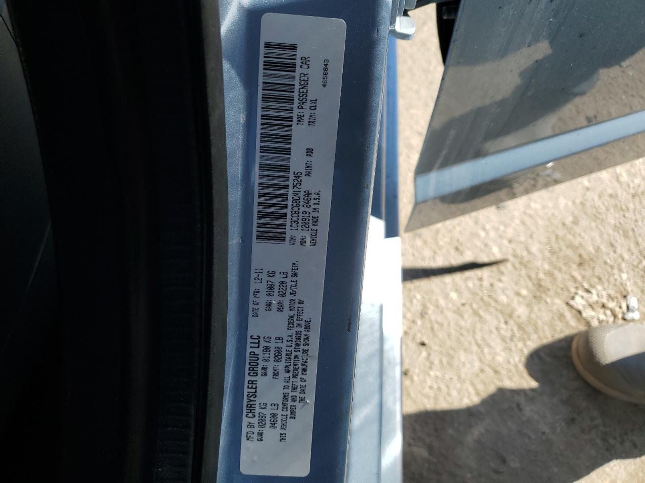 2012 Chrysler 200 - Image 12