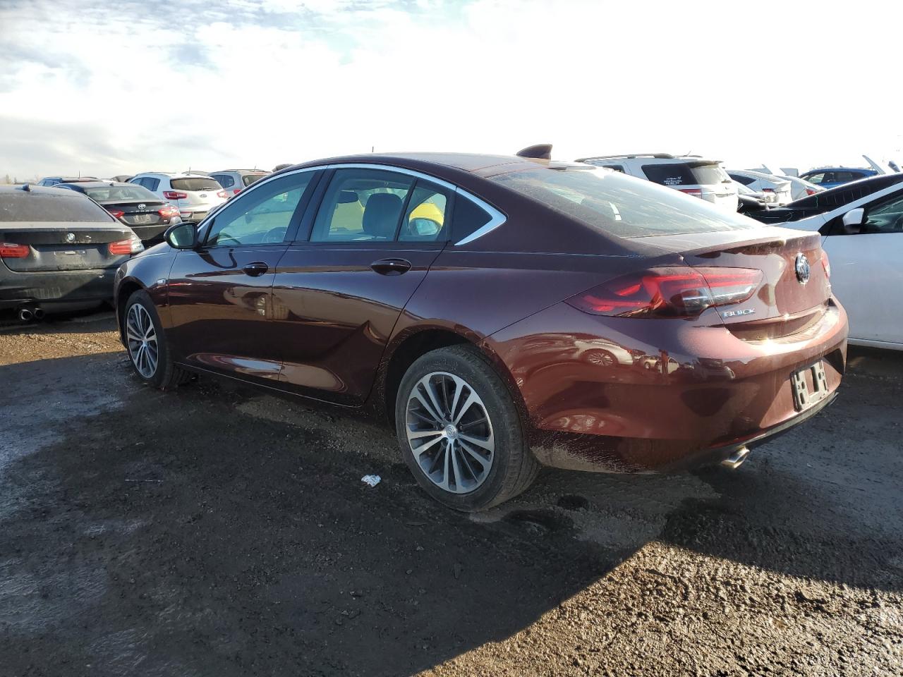 2018 Buick Regal - Image 2