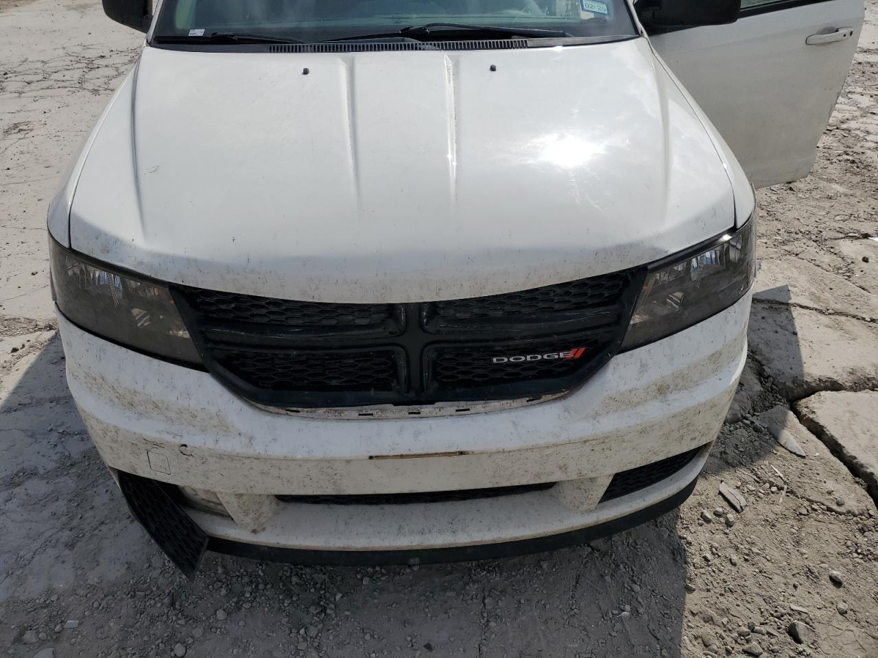 2020 Dodge Journey - Image 13