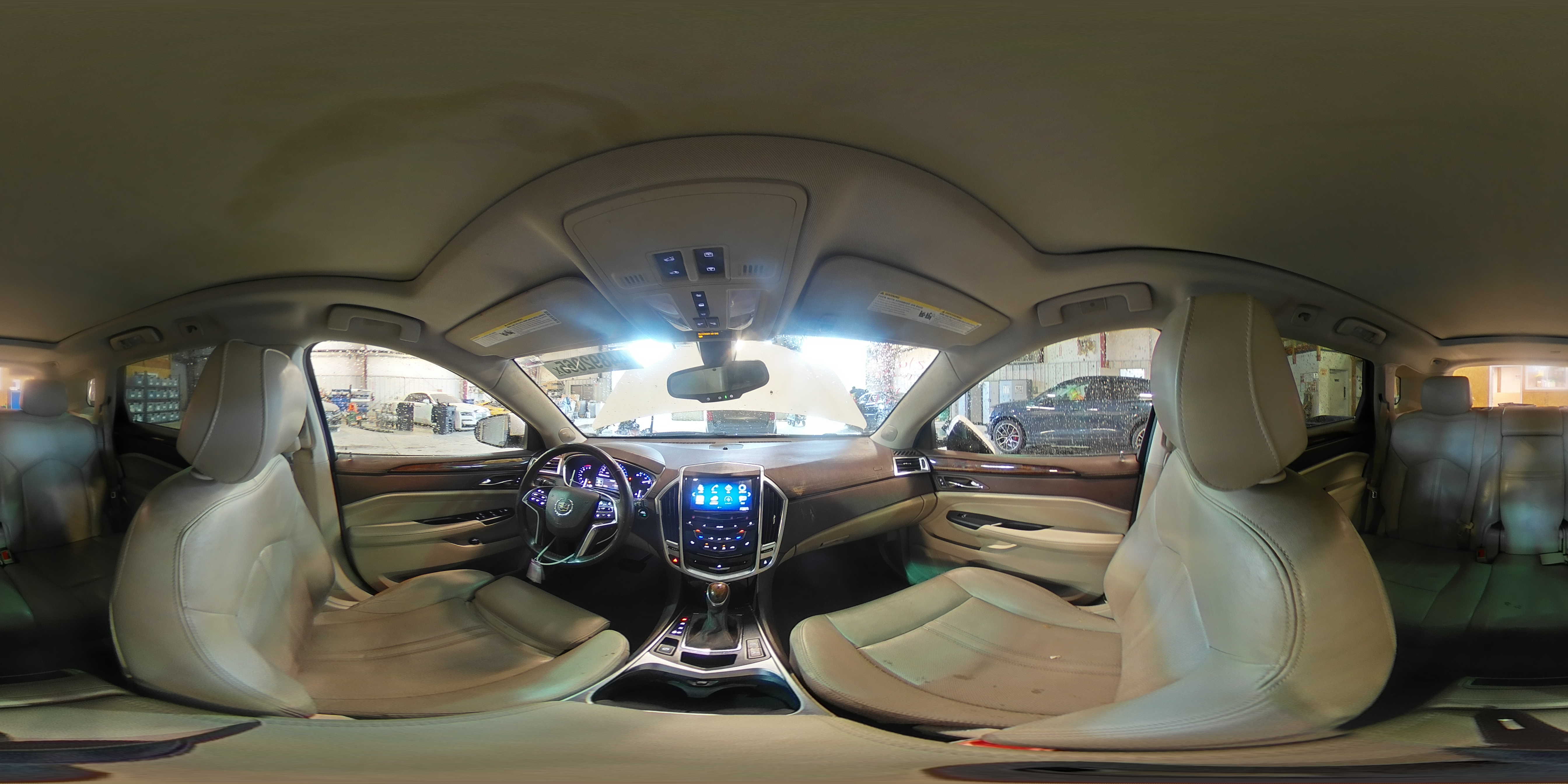 2015 Cadillac SRX - Image 15