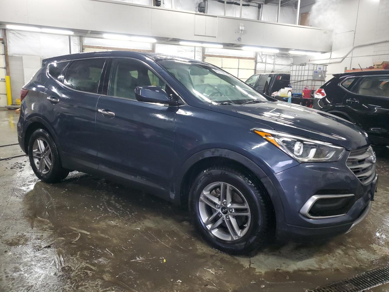 2017 Hyundai Santa Fe - Image 4