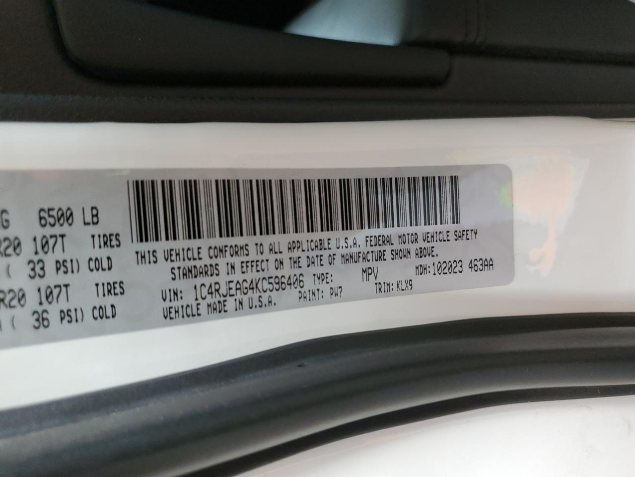 2019 Jeep Grand Cherokee - Image 14