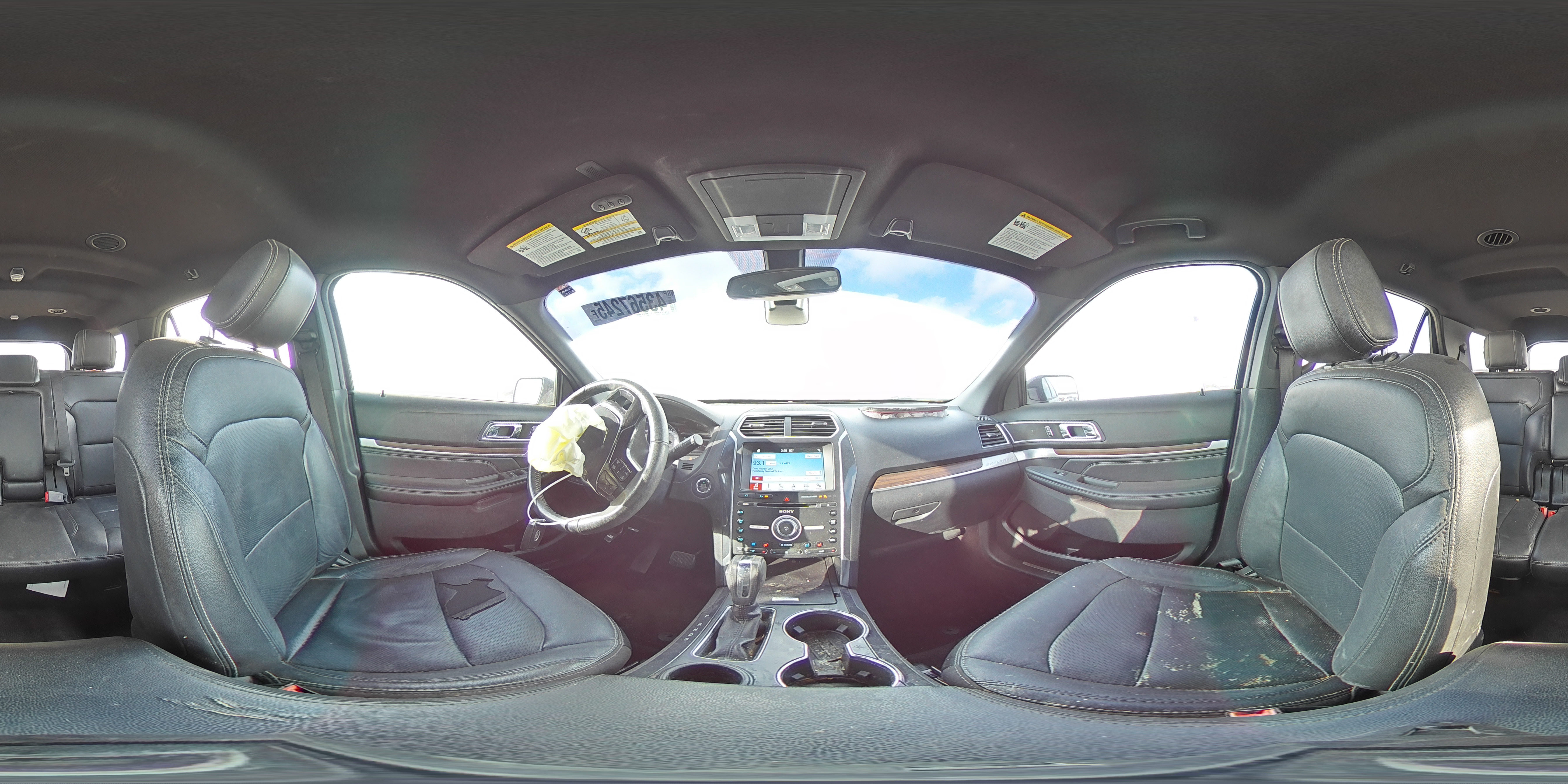 2018 Ford Explorer - Image 15