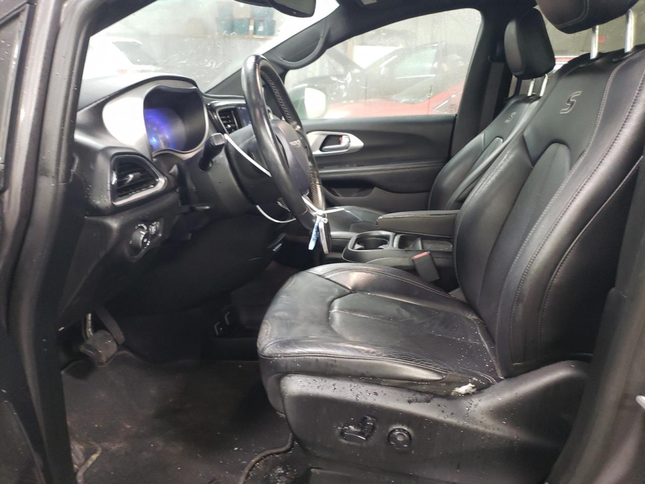 2019 Chrysler Pacifica - Image 7